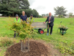 Bambos Charalambous MP with Friends of Broomfield Park