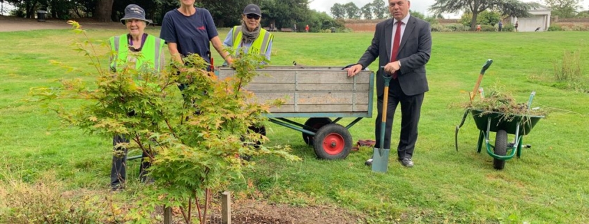 Bambos Charalambous MP with Friends of Broomfield Park