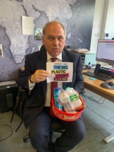 Bambos Charalambous MP participates in the Big Plastic Count photographed in his constituency office