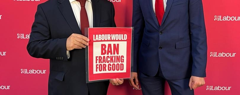 Bambos Charalambous MP and Ed Miliband MP in Parliament supporting Labour's fracking ban