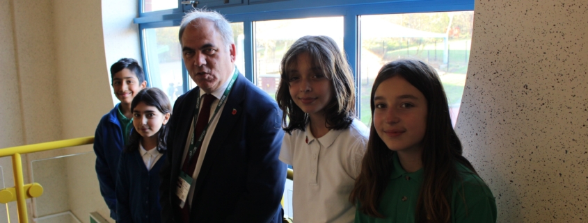 Bambos Charalambous MP and pupils from West Grove primary school