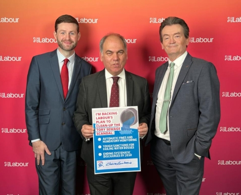 Bambos Charalambous MP, Jim McMahon MP and Feargal Sharkey supporting Labour's plans to clean up the Tory sewage scandal