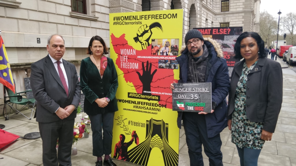 Bambos Charalambous MP, Catherine West MP and Janet Daby MP visiting Vahid Beheshti outside the Foreign Office