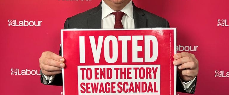 Bambos Charalambous MP supporting Labour's Water Quality Bill to end the Tory sewage scandal